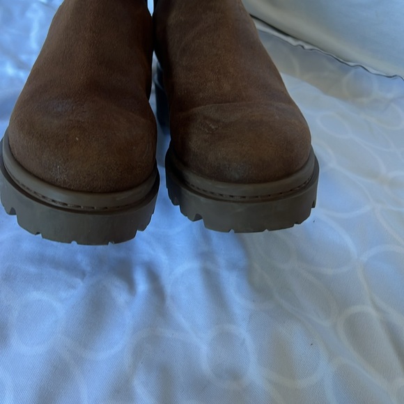 BANANA Republic Chelsea Boots - Size 7 - Picture 8 of 14